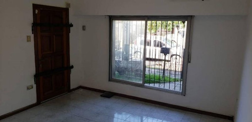 Chalet 5 Ambientes Con Cochera Cubierta Porton Automatizado