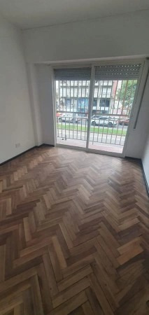 Imagen 2 de 9 de Departamento Un Dormitorio Cerca De Medicina