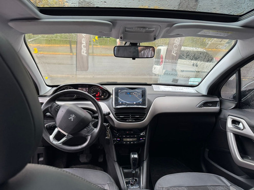 Peugeot 208 1.6 Feline Tiptronic