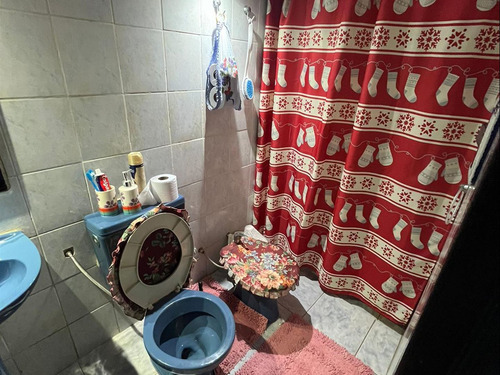 Apartamento De 4 Dormitorios Ubicado En Cobena.