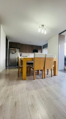 Imagen 8 de 28 de Espectacular Apartamento En Venta, Amplio Balcon Con Vista Garantizada Envigado
