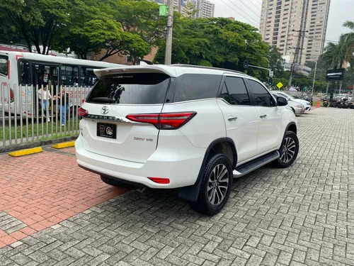 Toyota Fortuner Srv 2022 4000cc 4x4 Aut
