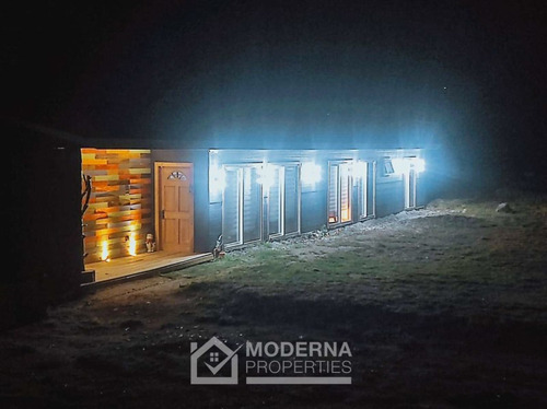 Casa De 135 M2, 4d / 3b En Sitio De 5000 M2
