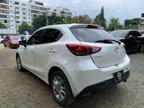 Mazda 2 Touring At 2016