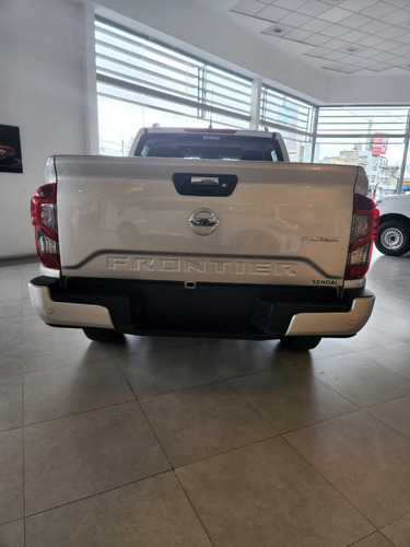 Imagen 19 de 25 de Nissan Frontier Platinum 4x2 At