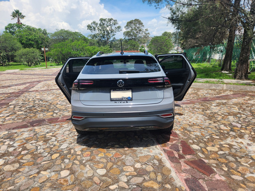 Volkswagen Nivus 1.0T Black At