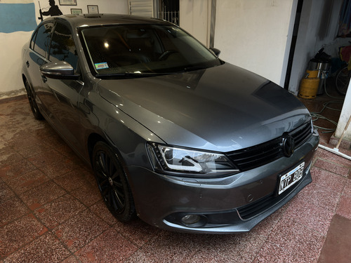Volkswagen Vento 2.0 Sportline Tsi 200cv Bi-xenon