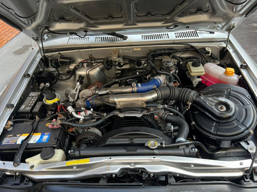 Toyota Hilux 3.0 Srv Cab. Dupla Turbo 4x4 4p