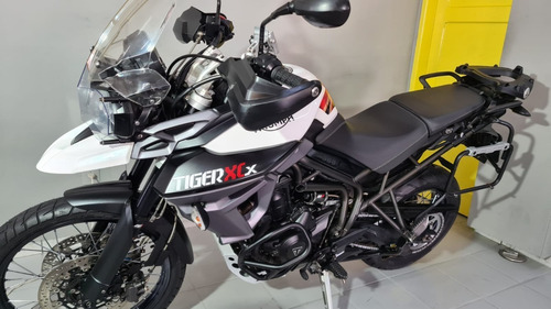 Imagem 5 de 10 de Triumph Tiger 800 Xcx
