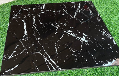 Imagen 2 de 4 de Porcelatano Negro Carrara