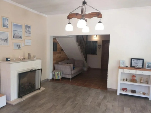 Imagen 3 de 14 de Permuta - Casa Ph De 4 Ambientes Con Entrada Independiente En Venta - Ituzaingo Norte