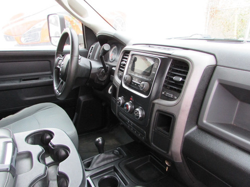 Imagen 9 de 15 de Ram 4000 Crew Cab 2014 Chasis Cabina 4x4 Ta