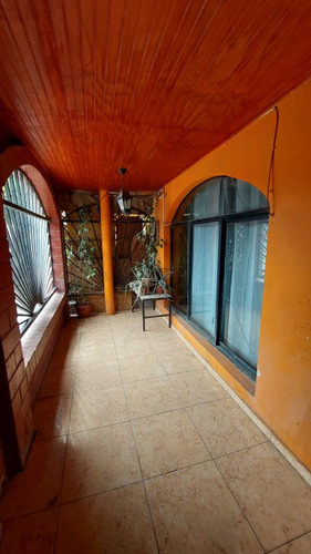 Casa Funcional Para 26 Trabajadores, 11 Duchas, Camas Indivi