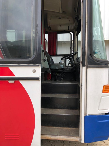 Imagem 4 de 7 de Ônibus - Mercedez Bens O 371r