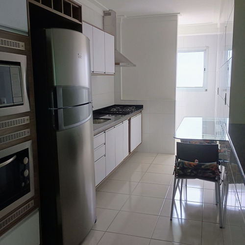 Apartamento Com Suite Frente Praia