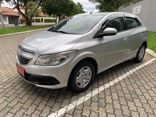 Chevrolet Onix 1.0 MPFI LT 8V FLEX 4P MANUAL