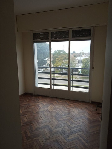 Oportunidad!! 1 Dormitorio General Flores Y Robison