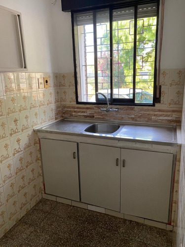 Imagen 2 de 11 de Apartamento Tipo Casa 1 Dormitorio, Sin Gastos Comunes