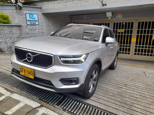 Volvo XC40 2.0 T5 Awd Momentum