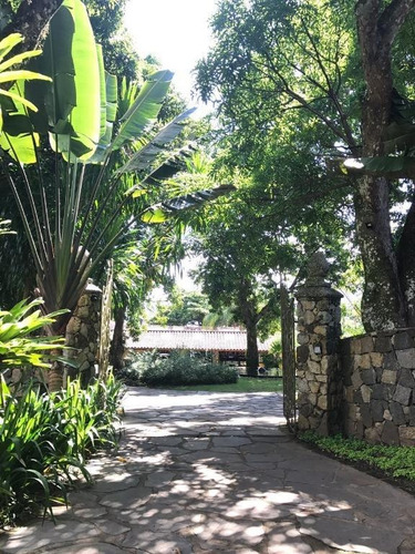 Casa Em Ilhabela Na Costeira A Venda - 9667