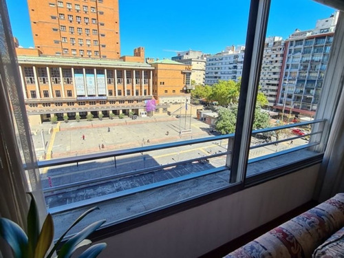 Apartamento Tres Dormitorios. Venta. Centro. Impecable.