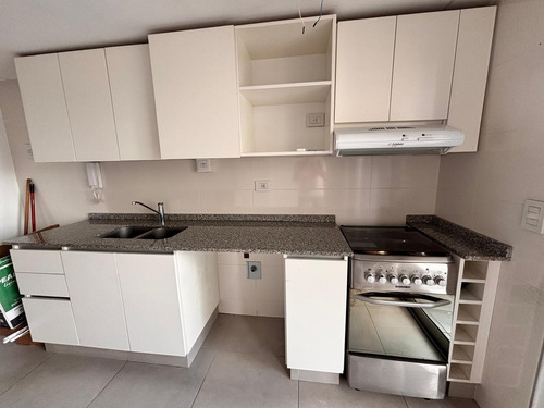 Venta Departamento 2 Ambientes Con Cochera Y Baulera En Boedo