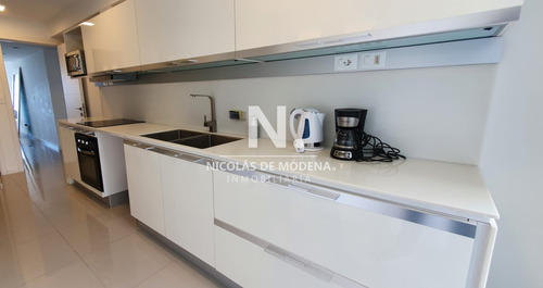 Vende Apartamento Con 2 Dormitorios En Mansa.