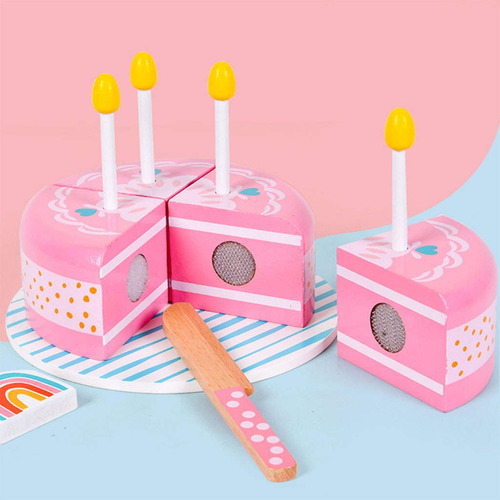 Cortar Los Juguetes De La Torta De Cumpleaños Simule Cortar