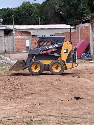 Imagem 3 de 4 de Bob Cat Volvo C60b - Único Dono 3400horas