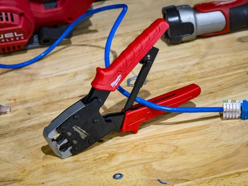 Pinza Crimpadora Terminales Rj11 Y Rj45 Milwaukee 48223075