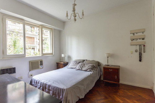 Hermoso Departamento De 4 Ambientes. Excelente Ubicacion. A Metros Del Subte B.