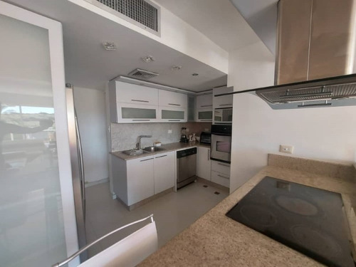 Imagen 8 de 16 de Town House Con Vista Al Mar