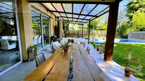 Casa Minimalista De 5 Amb En Altos Del Sol A Metros De La Entrada Principal. Excelente Ubicacion!!!