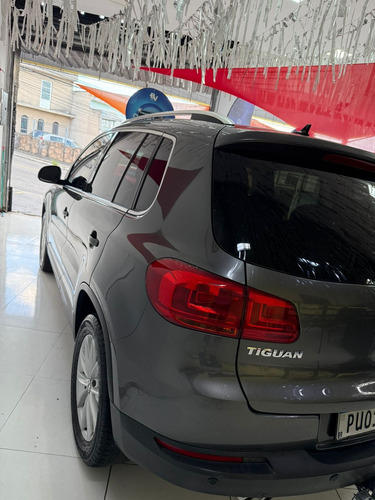 Volkswagen Tiguan 2.0 TSI