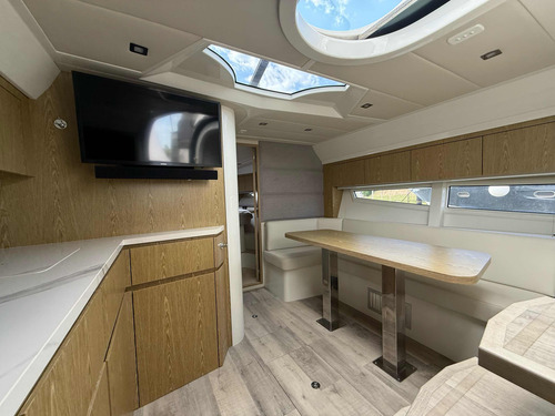 Crucero Klase A 42 Soft Top Iveco 2 X 400 Hp Eje Año 2022