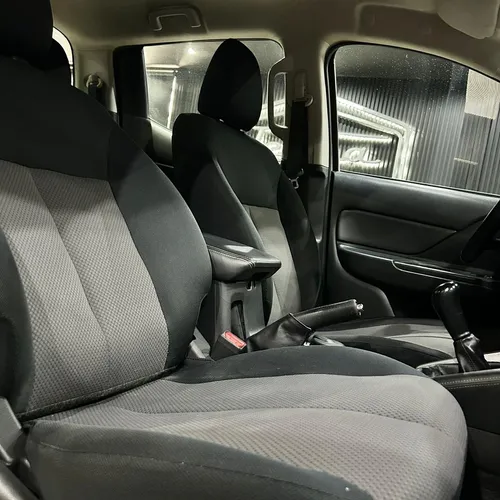 Mitsubishi L200 2.4 GLX 4x2 Mt