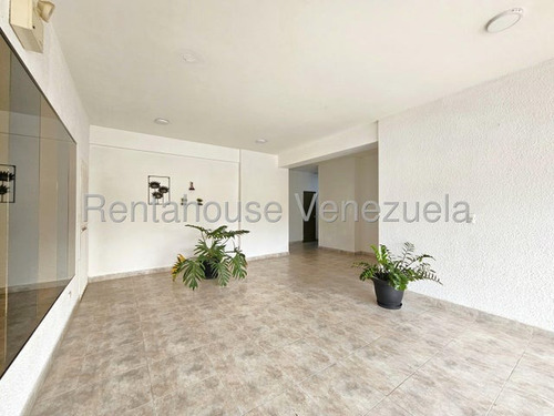 Jean Pavon Tiene Bello Apartamento En Alquiler En El Este De Barquisimeto Lara 8 7 0 9