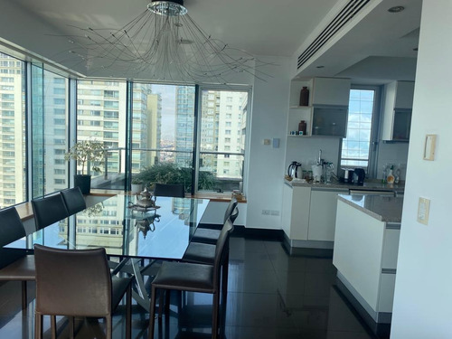 Torres Renoir, Puerto Madero, Piso De 500 M2 Con Vista Panorámica De 6 Ambientes, Con 4 Cocheras