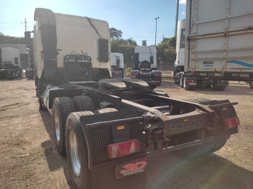 Imagem 6 de 8 de Volvo Fh 400 6x2 Teto Baixo E Manual 2009