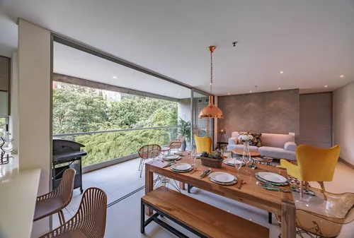 Apartamento En Arriendo En Provenza. Cod A15650