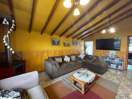 Casa En Frutillar Alto Cercano A Avenida Principal