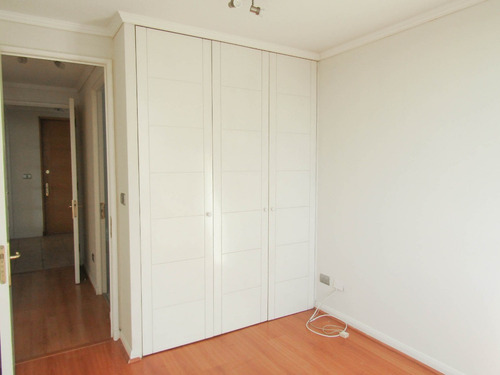 Hermoso Departamento Con Linda Vista Despejada (3d / 2b)