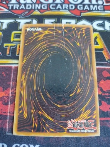 Yu-gi-oh! Dark Magician Sye-001 Condición Mp/hp (Usado)