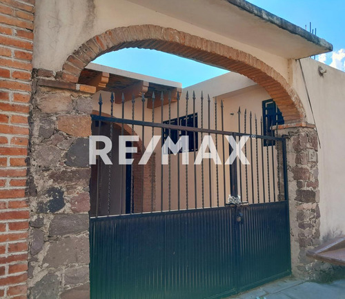 Casa En Venta En Santa Rosa Jauregui