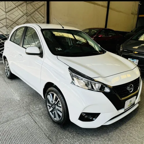 Nissan March 1.6 Exclusivo At