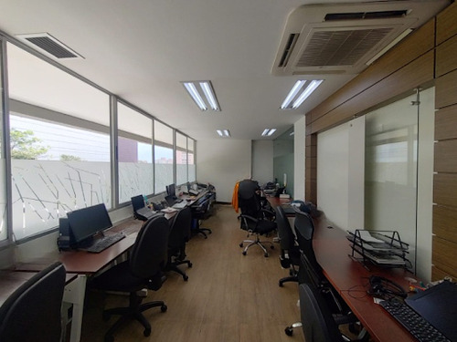 Oficinas En Arriendo Poblado 473-3090