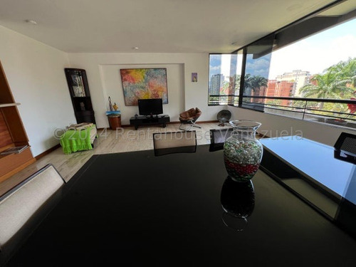 Apartamento En Venta En Los Dos Caminos. Rl