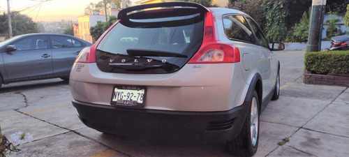 Imagen 2 de 15 de Volvo C30 2009 Fact Original