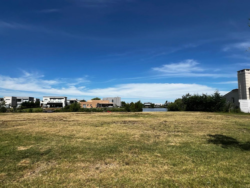 Lote En Venta Barrio Islas En El Canton
