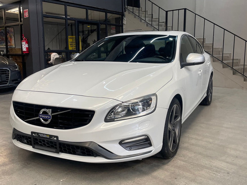 Volvo S60 2.0 T5 Momentum R-design At